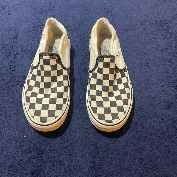 Classic black & white checkered Vans! Size 5 1/2! - Picture 1 of 5